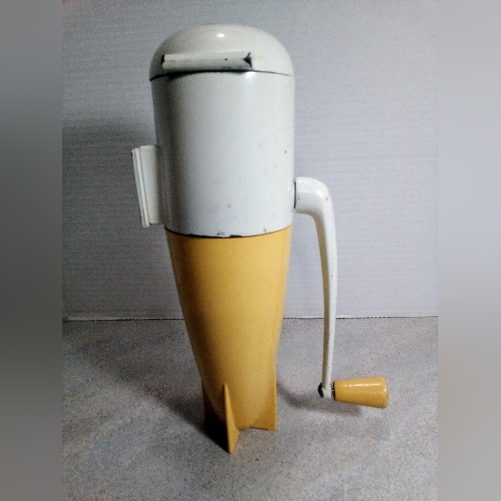 Vintage Dazey Triple Ice Crusher Retro Rocket Bomb Yellow MCM